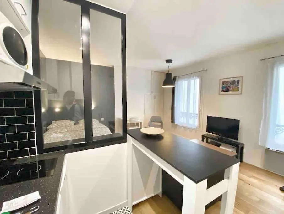 Charming Flat In Montmartre Apartment Paris