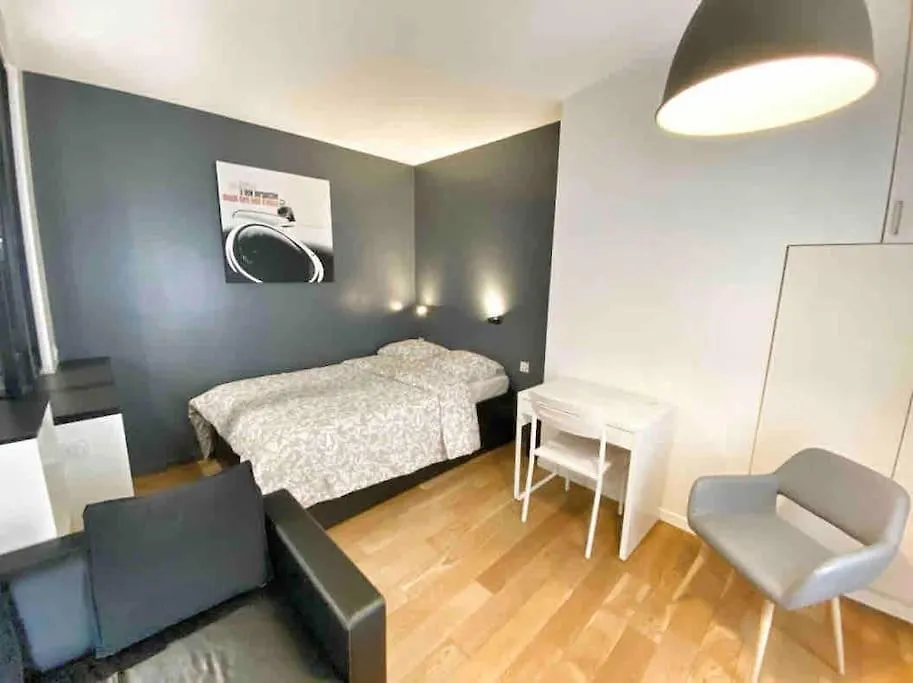 Charming Flat In Montmartre Apartment Paris France