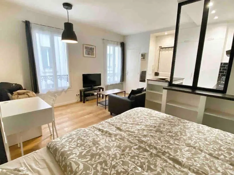 Charming Flat In Montmartre Apartment Paris 0*,  France