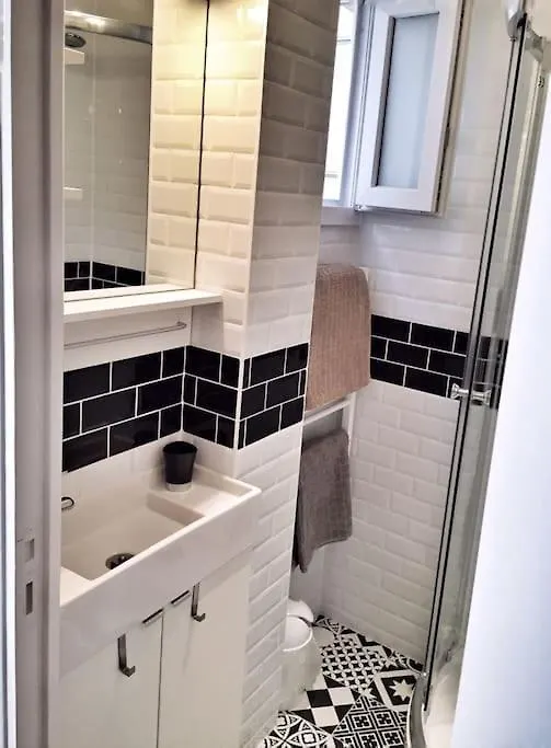 Charming Flat In Montmartre Apartment Paris 0*,  France